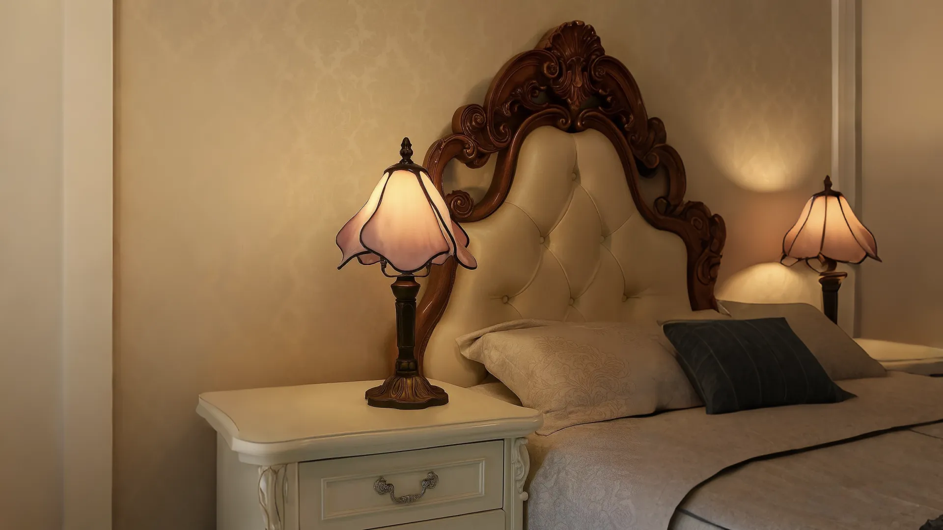 Handmade Tiffany Floor Lamp in a classic room